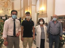 Sabato 29 dalle ore 9.00 alle ore. Ettore Grimaudo E Il Primo Maturando Vaccinato All Hub San Gaetano Di Monreale Filodiretto
