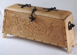 Epingle Par Troy Fillis Sur Chests Coffre En Bois Boite A Bijoux En Bois Malles Et Coffres