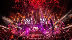 Electric love 2019 tracklist and playlist database to find the best music what did you hear at the mix by your favourite dj. Feuerwerk Absage Flugshow Das War Das Electric Love Festival 2019