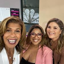 Amy Rosenblum's Instagram, Twitter & Facebook