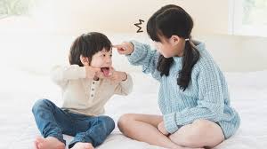 Kamu bisa memberi tahu bahwa saat ia melakukan kesalahan, lalu enggan berkata maaf, maka akan ada konsekuensi. Anak Galak Dan Suka Marah Apa Yang Harus Moms Lakukan Orami