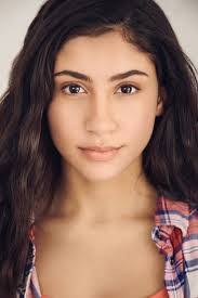 Holly Alexis's Instagram, Twitter & Facebook