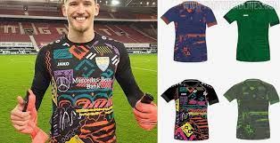 Vfb stuttgart germany goalkeeper shirt 09/10 puma. Stuttgart S Amazing 1990s Goalkeeper Kit Is Teamwear For 2021 Footy Headlines