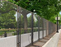Protect your livestock with the highest quality fencing & netting from premier 1. Monica Alba On Twitter Early Lid Called At The White House Already Which Means We Don T Expect To See The President On Camera Today Major Protests Expected Nearby This Afternoon Fencing Outside And