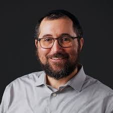 Aaron Ezra's Instagram, Twitter & Facebook