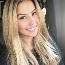 Tina Rector's Instagram, Twitter & Facebook