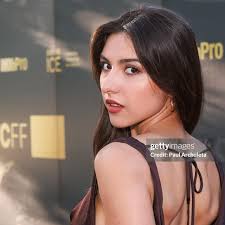 sara malal rowe (@saramalalrowe) • Instagram photos and videos