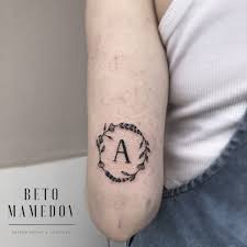 Tattoo By Beto Mamedov Lotus Dovmesi Dovme Bacak Dovmeleri