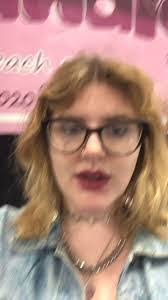 Sherley Alexandre's Instagram, Twitter & Facebook