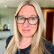 Deborah Crozier's Instagram, Twitter & Facebook