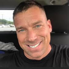 Ethan Haycraft's Instagram, Twitter & Facebook