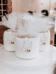 By jessica teich and amanda garrity Here Are 5 Bridal Shower Gift Ideas You Ll Love By Celebrations Ng