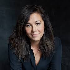 Suzanne Barbosa's Instagram, Twitter & Facebook