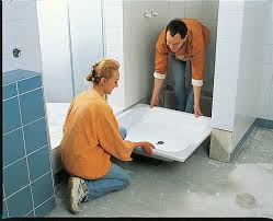 Badewanne verkleiden in 4 schritten obi. Badewanne Und Duschtasse Einbauen Selbermachen De