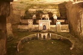 The catacombs is a location in dark souls and dark souls remastered.the dark and dank catacombs lie in tunnel in the graveyard of firelink shrine.the area is populated by living skeletons that are being kept alive by the undead mages that also reside here. The Unbelievable Story Of The Paris Catacombs Walks Of Italy
