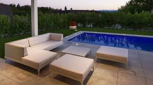 Loft 1 8 S Der Designpool Von Leidenfrost Moderner Seitlicher Einstieg Leidenfrost Pool Pool Modern