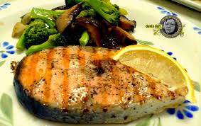 Ia mempunyai kandungan protein, vitamin a dan omega 3 yang banyak. Resepi Ikan Salmon Salai Enak Dan Mudah Resepi Pemakanan