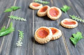 Adatte per un party finger food , per un compleano o per un aperitivo con amici. Pizzette Di Pasta Sfoglia Le Ricette Di Francesca