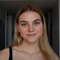 Mary Dilger's Instagram, Twitter & Facebook