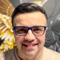 100+ profilů „Hojda“