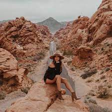 Valley Of Fire Nevada Arizona Travel Outfits Arizona Road Trip Travel Photoshoot