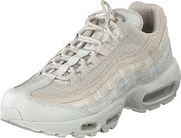 The nike air max 95 is one of the most reliable shoes you can have on hand when you need a complete optimized walk. Nike Air Max 95 Premium Camel Bcd5c5