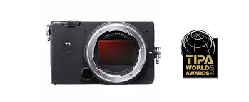 The creativity of bokeh continues to grow until appearing words such as bmp, bokeh video full sensor, video bokeh museum, xnxubd bokeh, bokeh jpg or png, swirls, circles, pentagons, donuts, etc. Sigma Fp L Sigma 100 400mm F5 6 3 Dg Dn Os Contemporary Sigma 85mm F1 4 Dg Dn Art And Sigma 105mm F2 8 Dg Dn Macro Art Won Tipa World Awards 2021