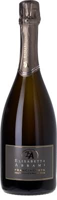 The territory of franciacorta, from latin franchae curtes, which means exempted from paying duties, is a section of the province of brescia in the italian region of lombardy. Elisabetta Abrami Franciacorta Docg Bio Millesimato 2014 Brut 0 75 L 9weine