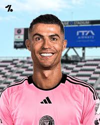 Cristiano Ronaldo's contract is up in the summer...if he doesn't renew with  Al-Nassr, where should he go next❓👀✍️