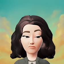 Jennifer Stratmann's Instagram, Twitter & Facebook