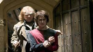 In this first part, barty plots with. Harry Potter Kennt Ihr Diese 12 Unterschiede Zwischen Buch Und Film Netzwelt
