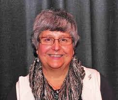 Aline Murphy's Instagram, Twitter & Facebook