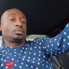 Al Leone en Apple Music