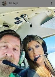 😥🙏🏽 💙✈️ (still but 😥)