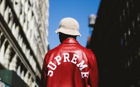 Supreme Streetwear