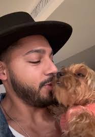 Michael Behling's Instagram, Twitter & Facebook