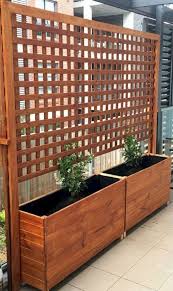 Erstaunliche Garten Zaun Und Tore Design Ideen 49 99decorate Com 99decor Designideen Erstaunliche Fence In 2020 Hintergarten Hinterhof Designs Blickdichte Zaune
