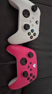 Hi all, I have been at it with another controller. After doing my sons  controller for Christmas, I did one for me, with references to Boba Fett,  Fortnite and my sporting loyalties.