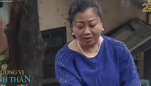 Hương vị tình thân kể về phương nam, cuộc sống đảo lộn khi nam phát hiện ra cô chỉ là con nuôi trong gia đình mình. Weakr7m E0w Um