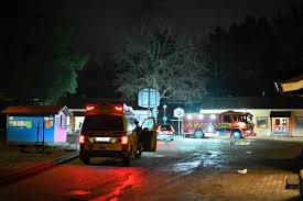 Ett stort polispådrag finns på plats i berga centrum i linköping där en misstänkt skottlossning inträffat. Sa Var Nyarsnatten I Linkoping Lkpg News