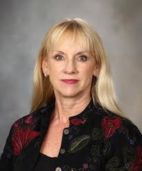 Julie Hammack's Instagram, Twitter & Facebook