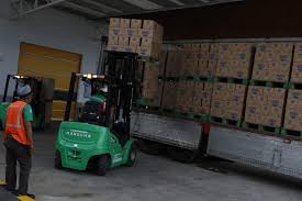 Menentukan jenis forklift yang benar untuk memindahkan barang. Ketersediaan Air Minum Dan Susu Sangat Penting Untuk Anak Republika Online