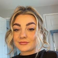 Alexandra Jefferson's Instagram, Twitter & Facebook