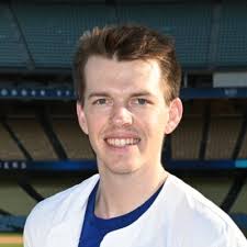 Extremely thrilled to share that following my graduation from the  University of Michigan this spring, I'll be joining Robin full-time as a  Marketing & Communications Coordinator. Very grateful for…