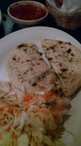 Arrange lemon slices, tomato slices, onion slices, and bell pepper slices atop the fish. Fish Tacos Picture Of Abi Azteca Grill Bar Germantown Tripadvisor