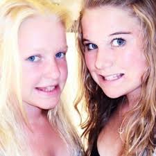 Keely Scott (@Keely62)