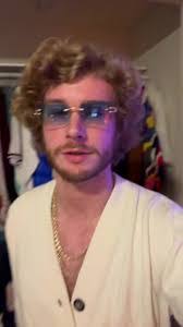 Yung Gravy's Instagram, Twitter & Facebook