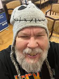 Getting ready to plug in for my four hours and 15 minutes 🤟￼