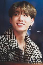 Bts jungkook captivated fans with the sweet smile that melts women's hearts. Pin De Voks02 En Bts Jungkook Jungkook Sonrisa Jungkook Min Yoonji