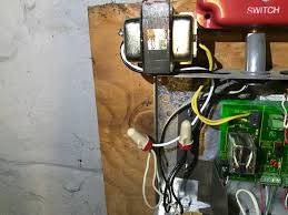 Depending on the volts of your transformer, you should get the same reading on your voltmeter. Installing 24vac Transformer Diy Home Improvement Forum